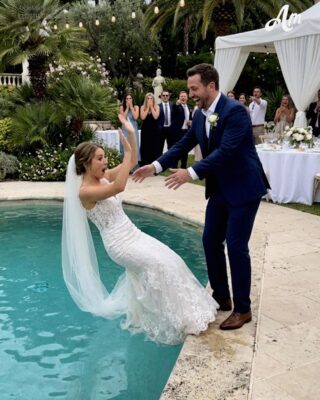 My Groom Pushed Me Into the Pool During Our Wedding Reception and Started Laughing – He Didn’t Expect What I Did Next